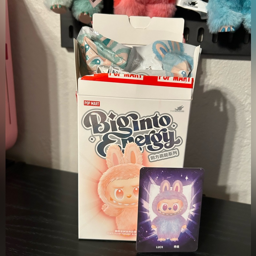 Pop Mart Big Into Energy Labubu - Luck